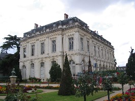 palais archev&ecirc;ch&eacute; de Bourges